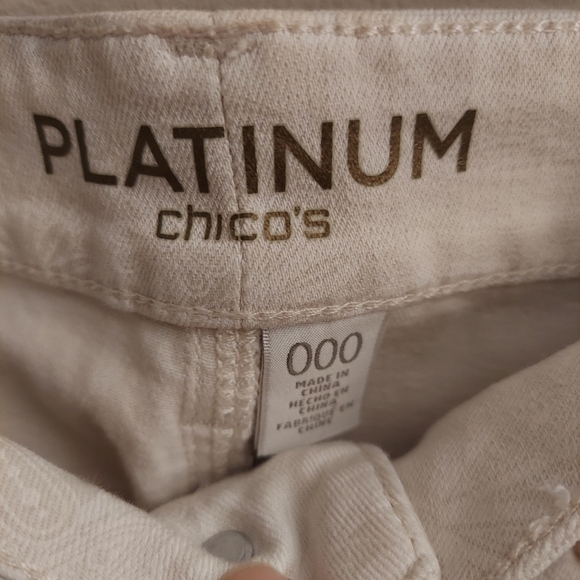 CHICO'S PLATINUM Hidden Floral-Print Jeggings - Picture 5 of 15